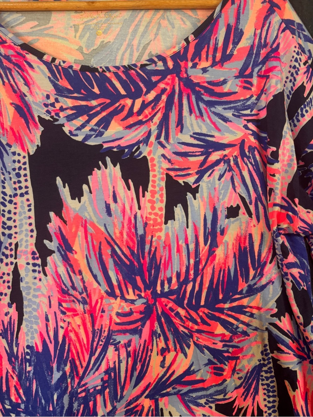 Lilly Pulitzer Mercer Top in Bright Navy Palms Up – Sz L - Picture 4 of 14